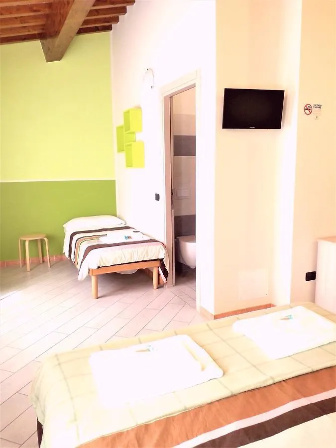 Nocleg ze śniadaniem B&B Bianchi 64 Piza