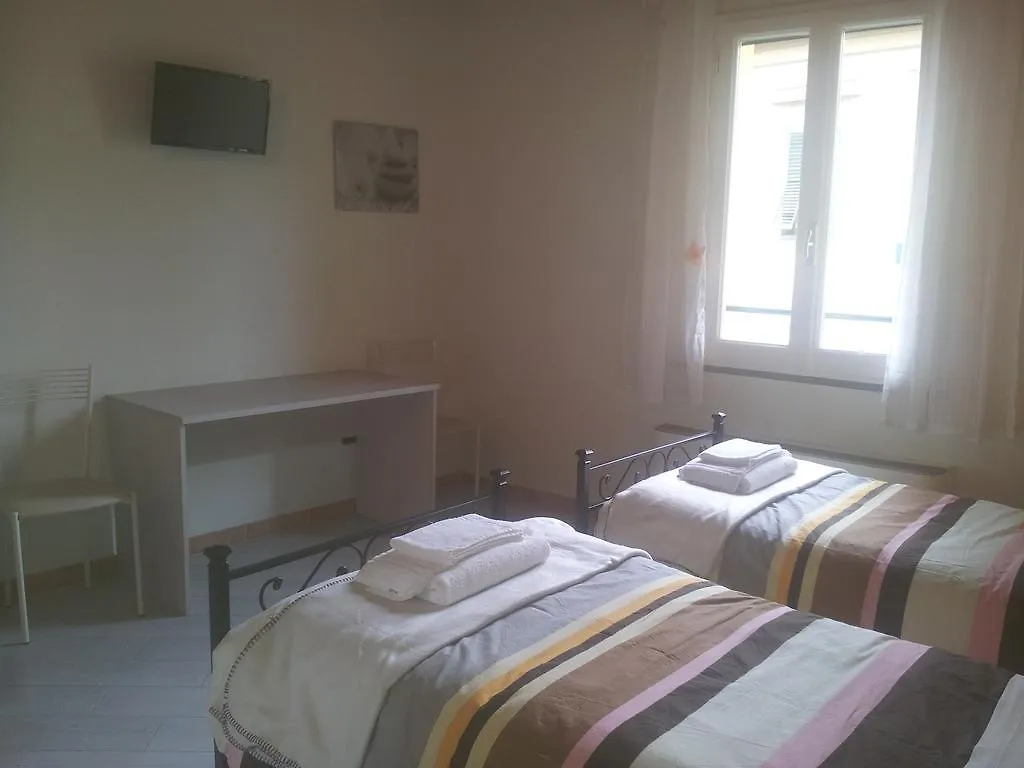 B&B Bianchi 64 Pisa Bed & Breakfast