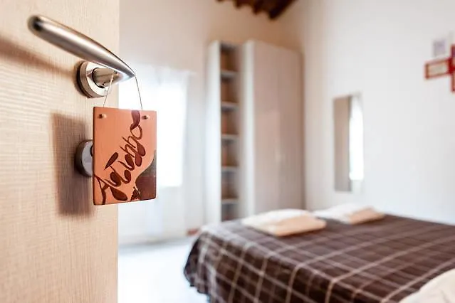 B&B Bianchi 64 Pisa Bed & Breakfast